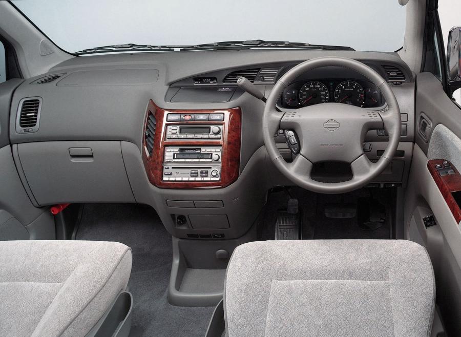  Nissan Elgrand 1999 года  (фото 2 из 4)